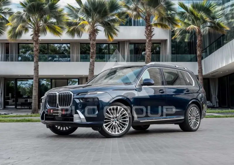 2023 BMW X7