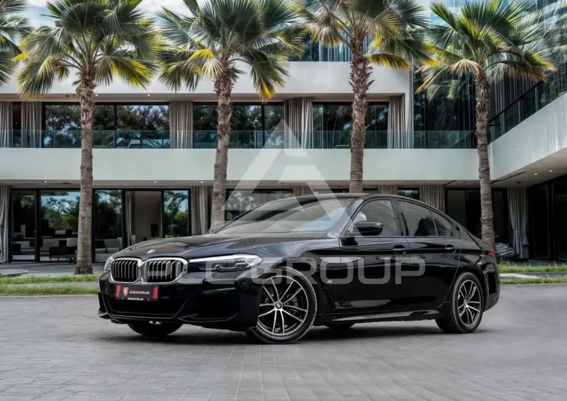2023 BMW 520