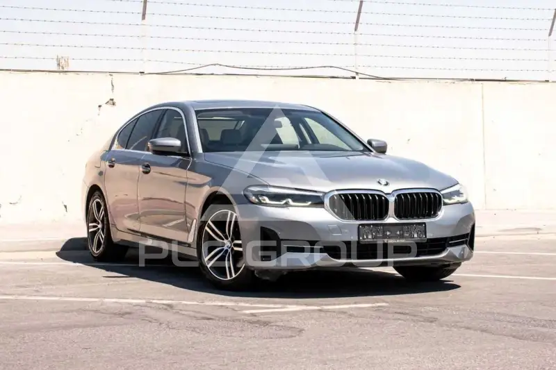 2023 BMW 520