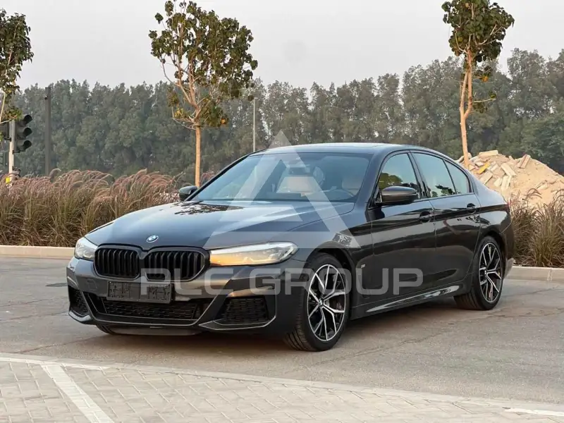 2023 BMW 520