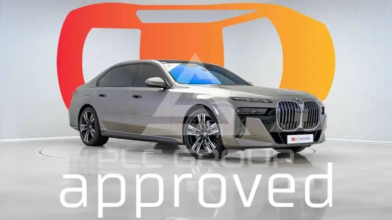 2023 BMW 740