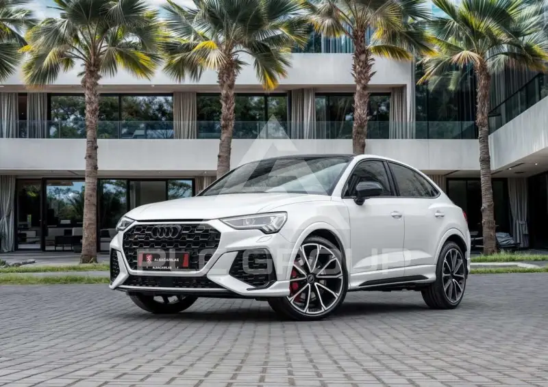 2023 Audi RSQ3