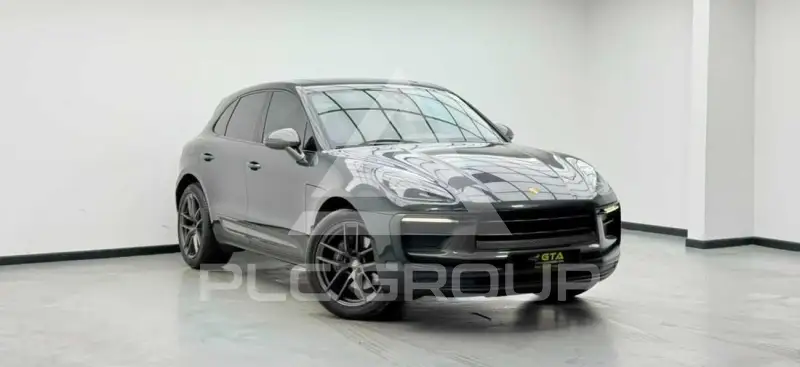 2023 Porsche MACAN