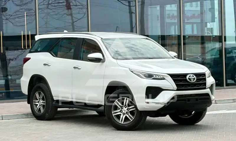 2023 Toyota Fortuner
