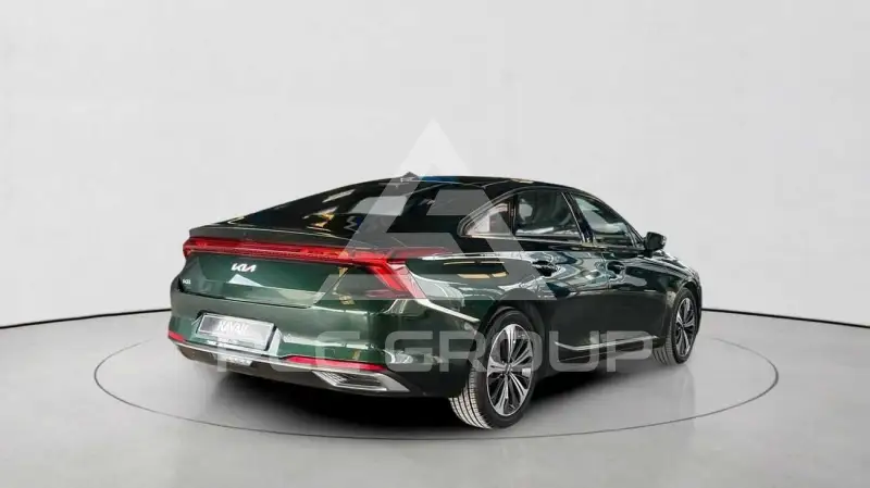 2023 KIA K8