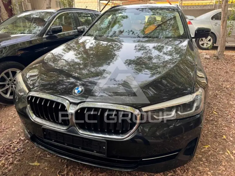 2024 BMW 520