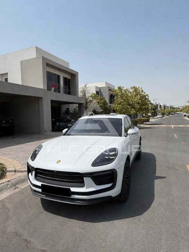 2024 Porsche MACAN
