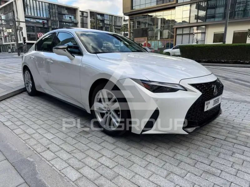 2024 Lexus IS300