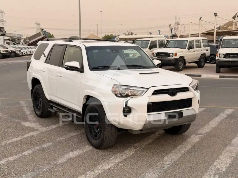 2024 Toyota 4 RUNNER