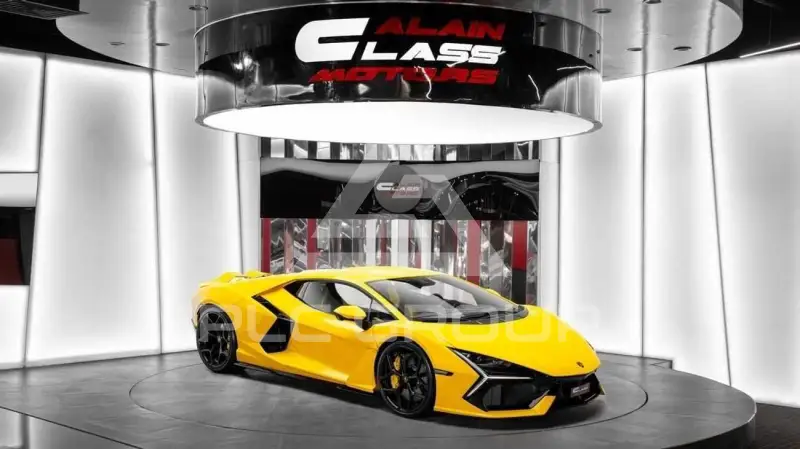 2024 Lamborghini Revuelto