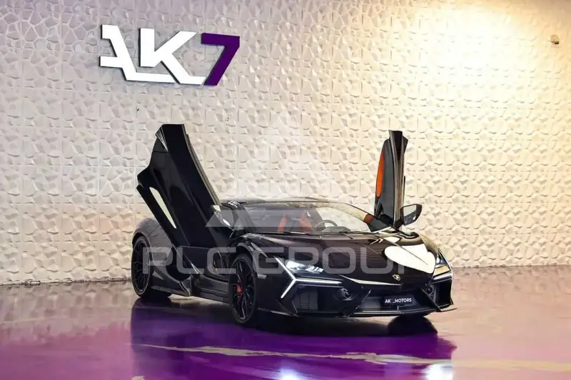 2024 Lamborghini Revuelto