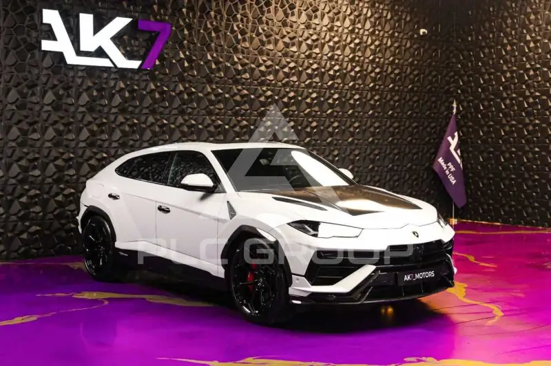 2024 Lamborghini Urus