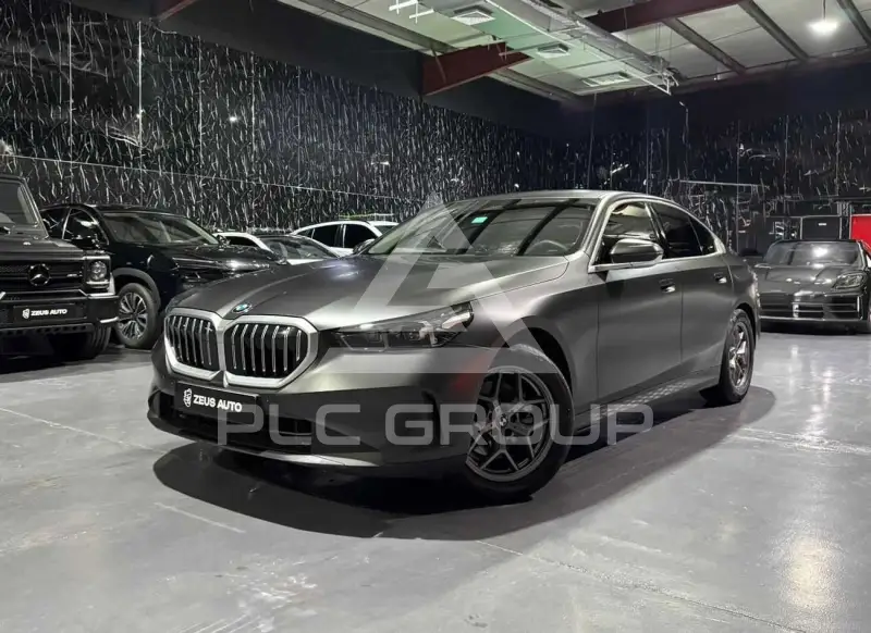 2025 BMW 520
