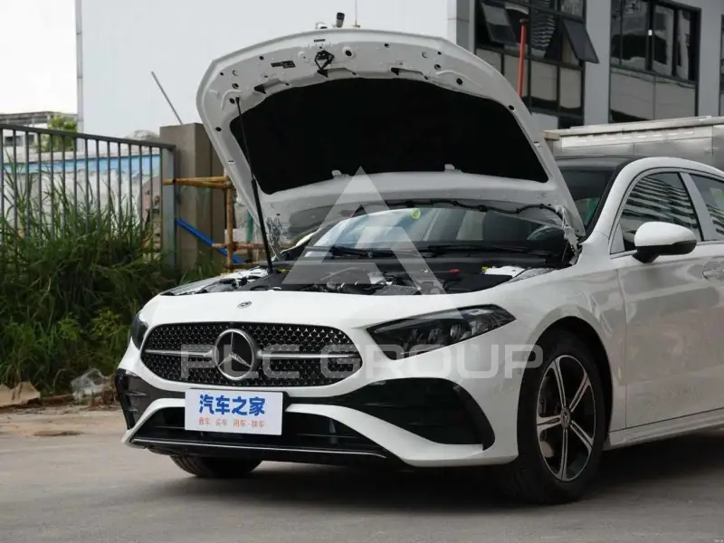 2025 Mercedes Benz 