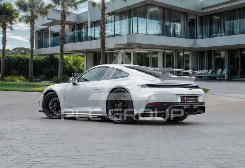 2025 Porsche 911