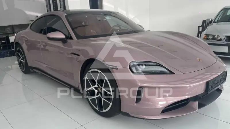 2025 Porsche Taycan