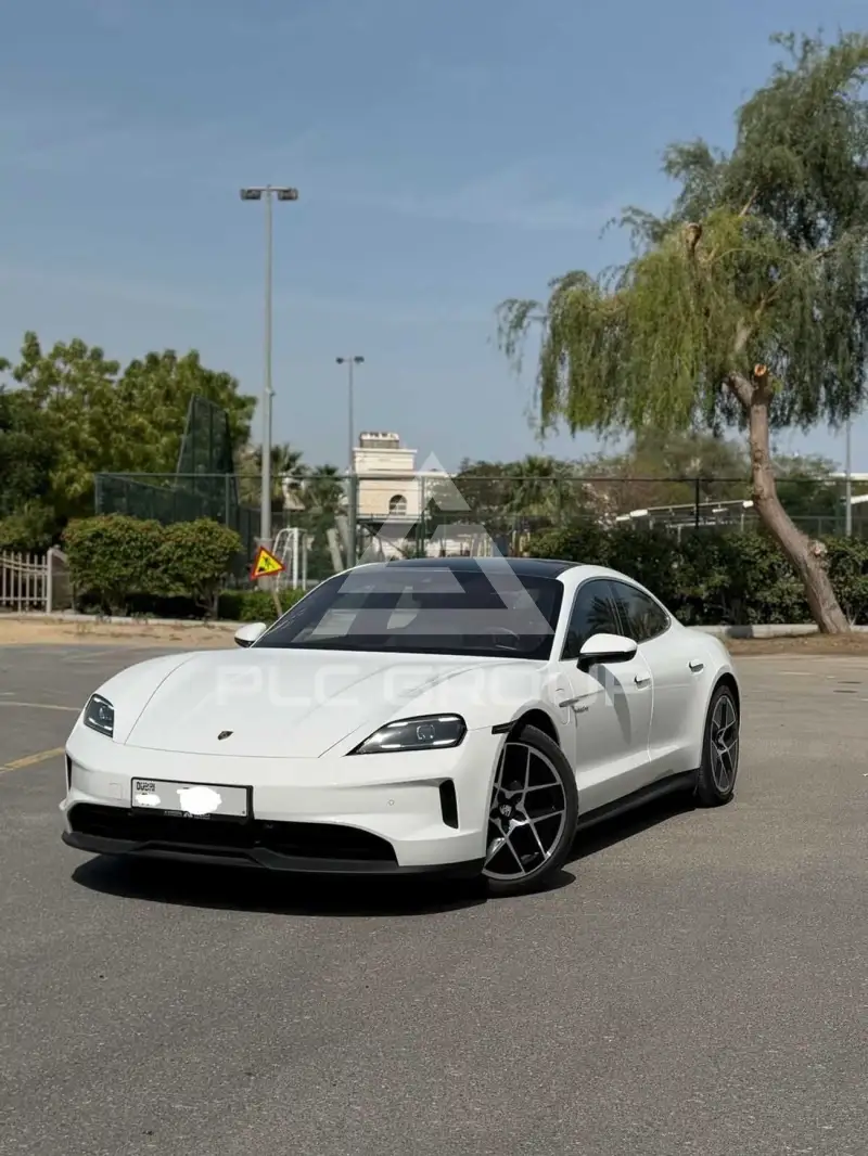 2025 Porsche Taycan