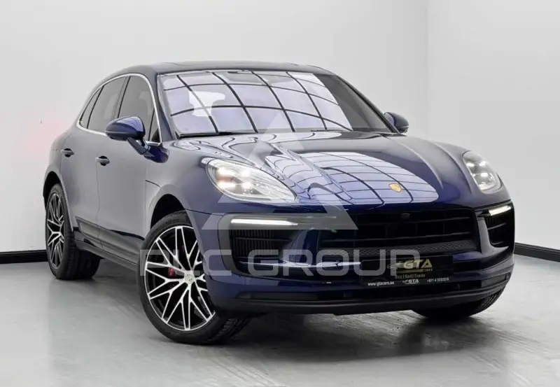 2025 Porsche MACAN