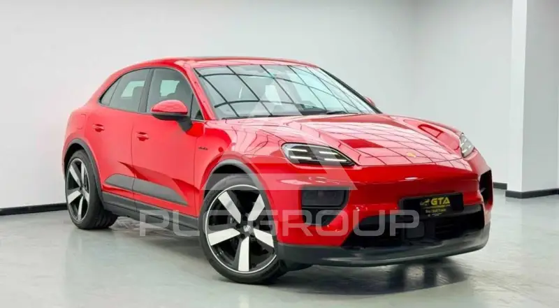 2025 Porsche MACAN