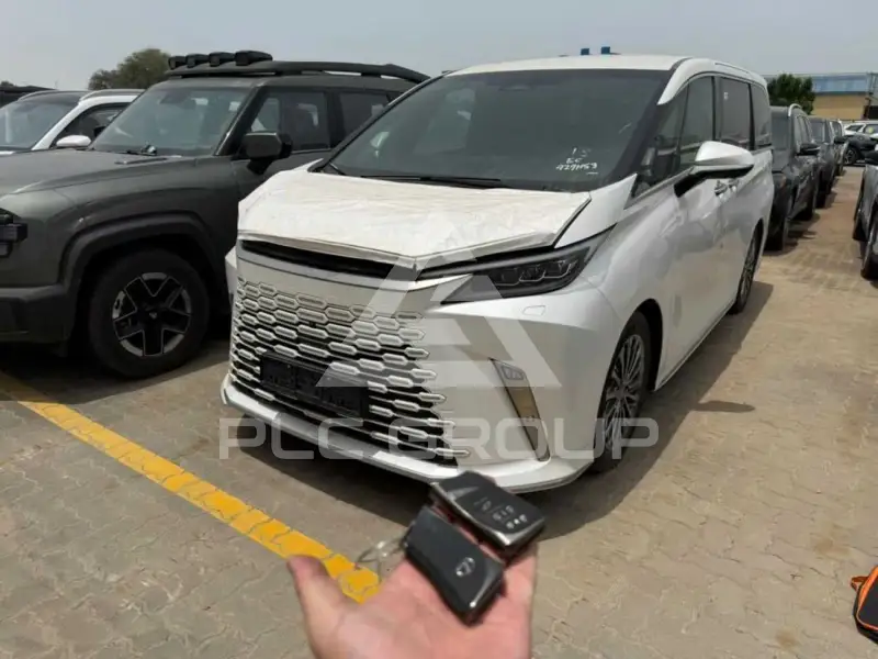 2025 Lexus LM350