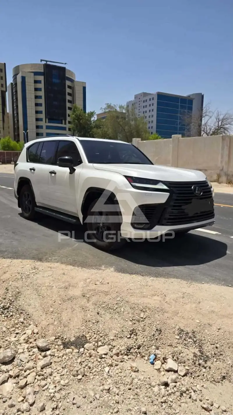 2025 Lexus LX700h