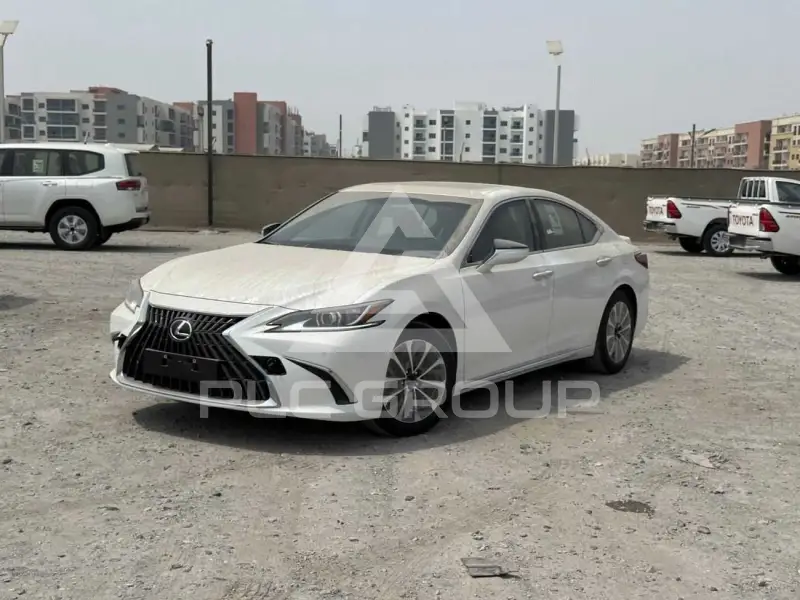 2025 Lexus ES300