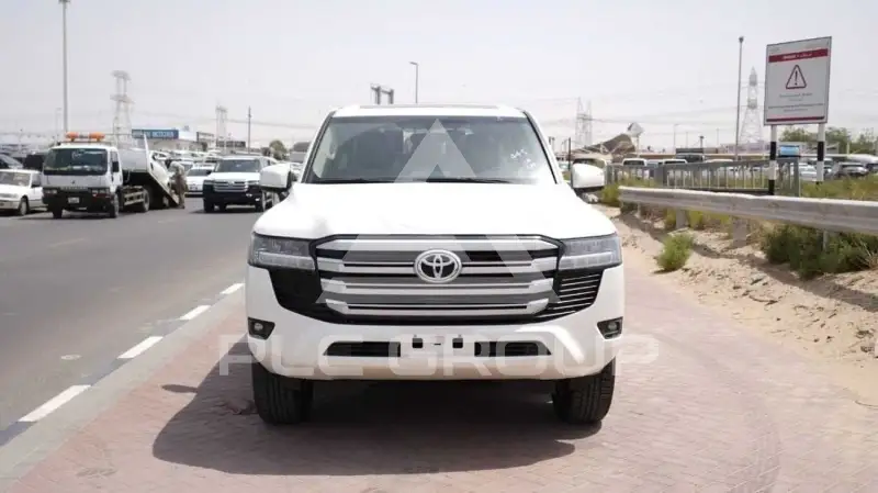 2025 Toyota LAND CRUISER