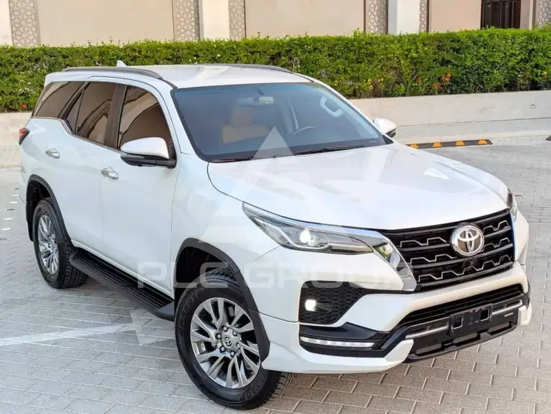 2025 Toyota Fortuner