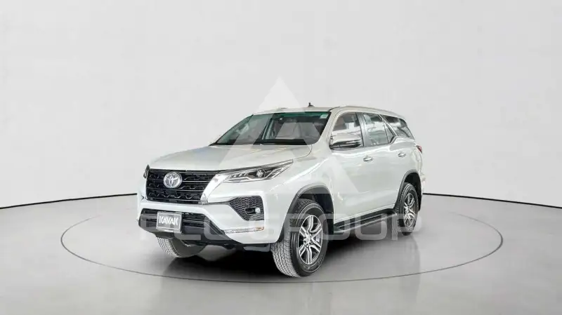2025 Toyota Fortuner