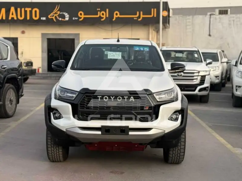 2025 Toyota Hilux
