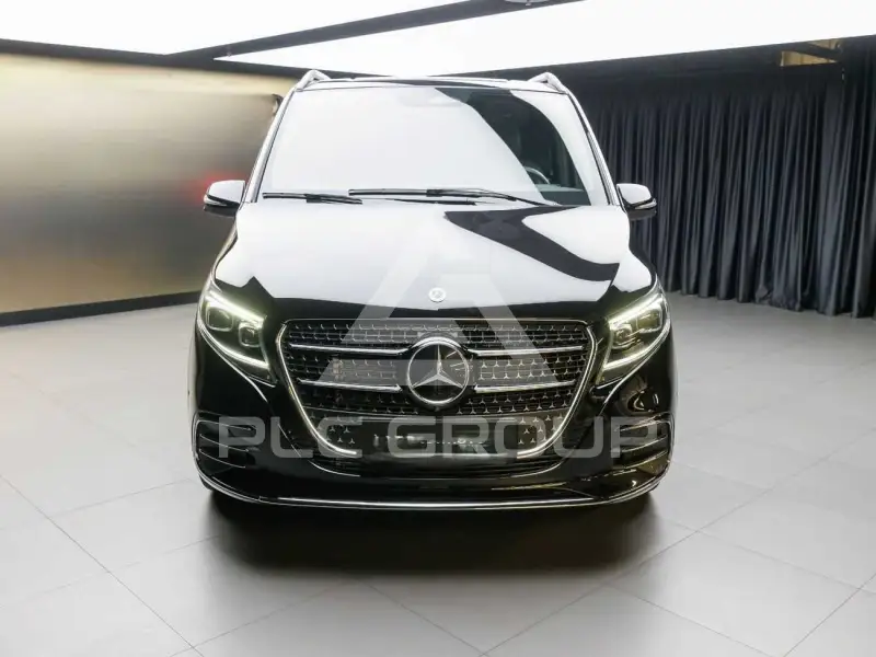2025 Mercedes Benz 