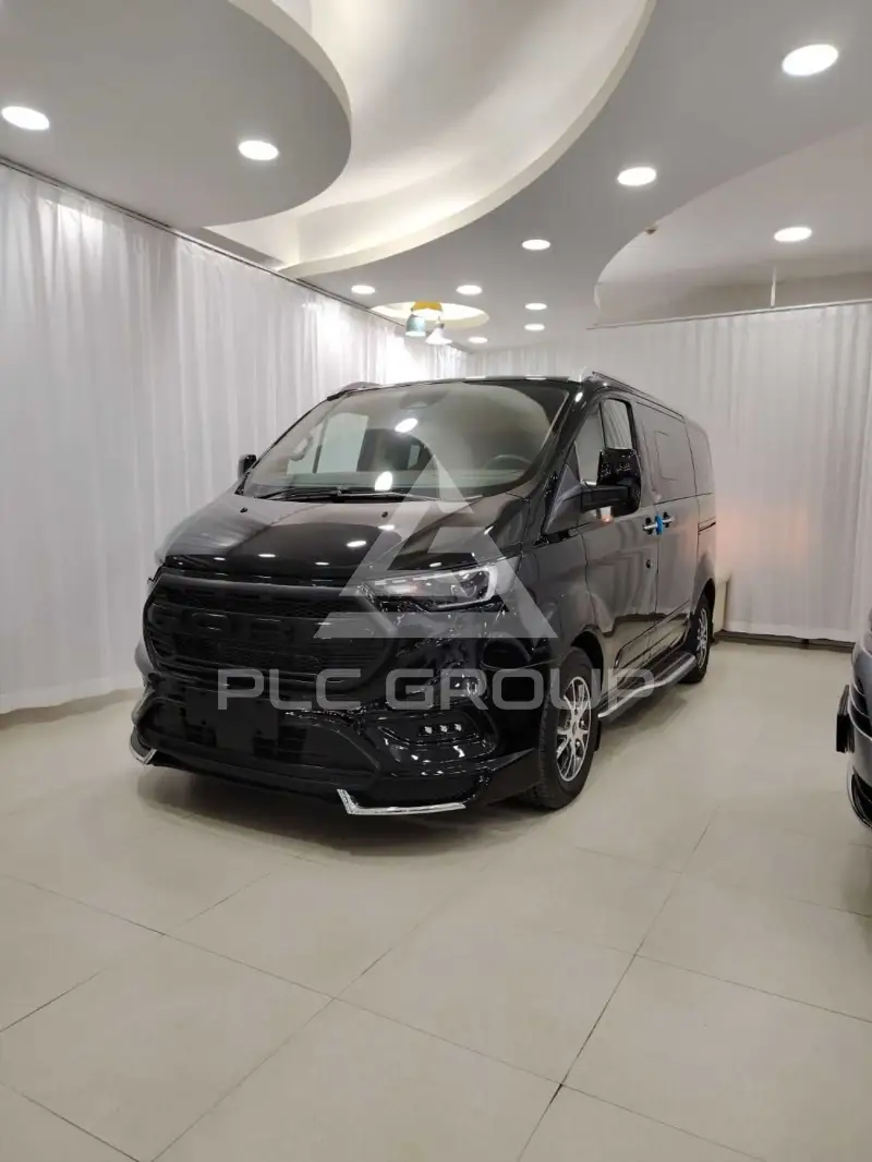 2025 Ford Tourneo