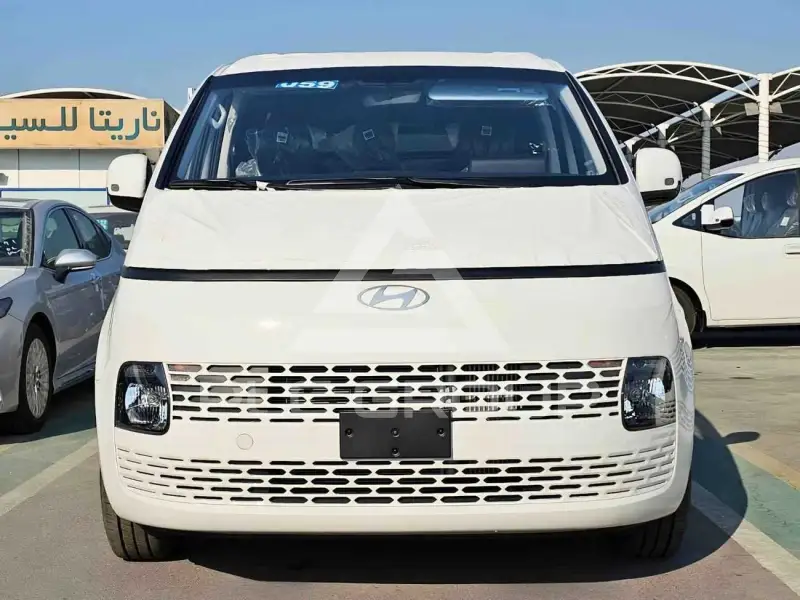 2025 Hyundai Staria