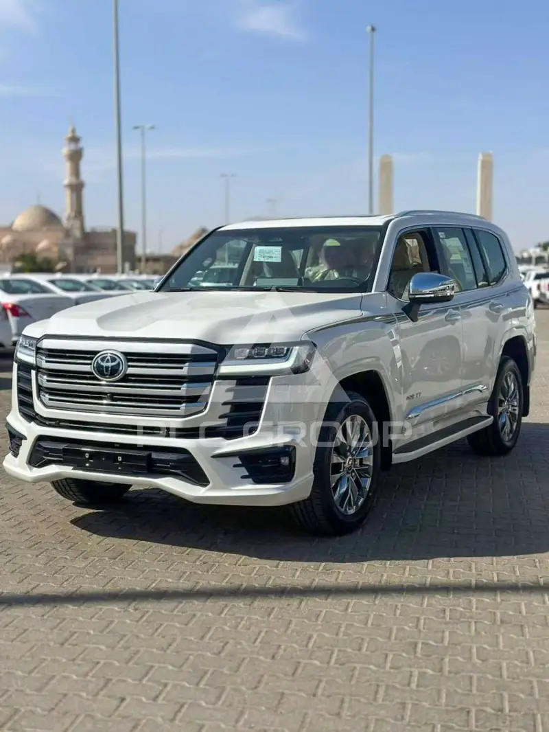 2026 Toyota LAND CRUISER