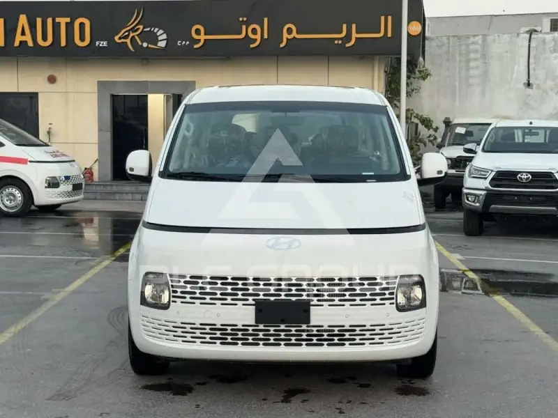 2026 Hyundai Staria
