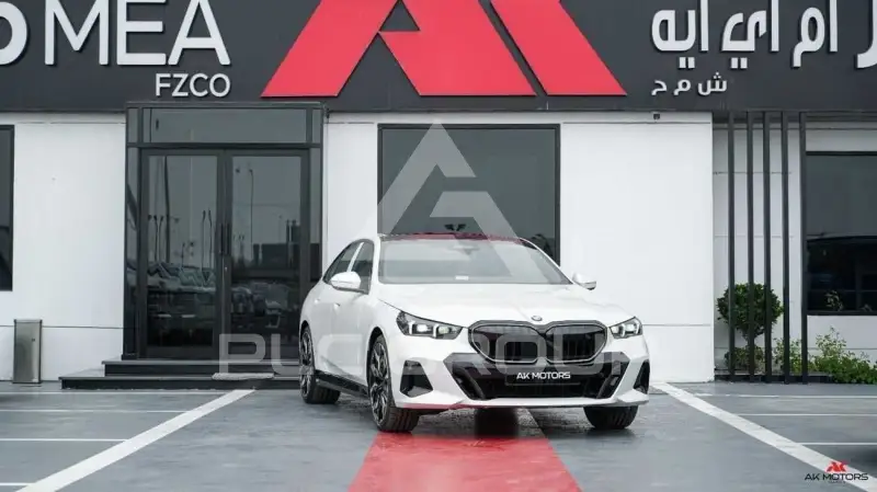 2027 BMW 530
