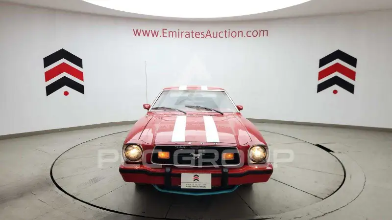 1977 Ford MUSTANG