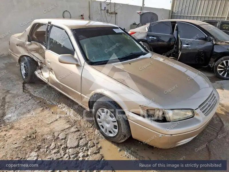 1999 Toyota CAMRY