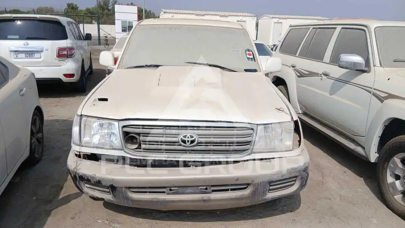 2001 Toyota LAND CRUISER