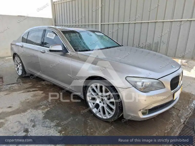 2009 BMW 740