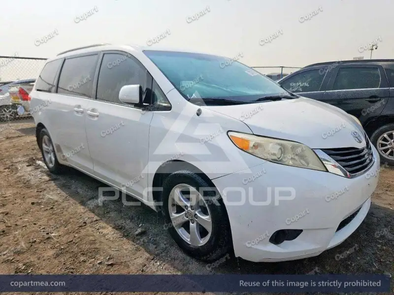 2011 Toyota SIENNA