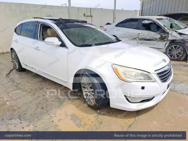 2011 KIA Cadenza