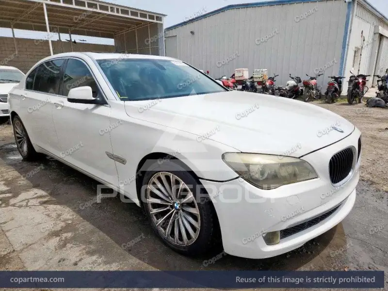2012 BMW 740