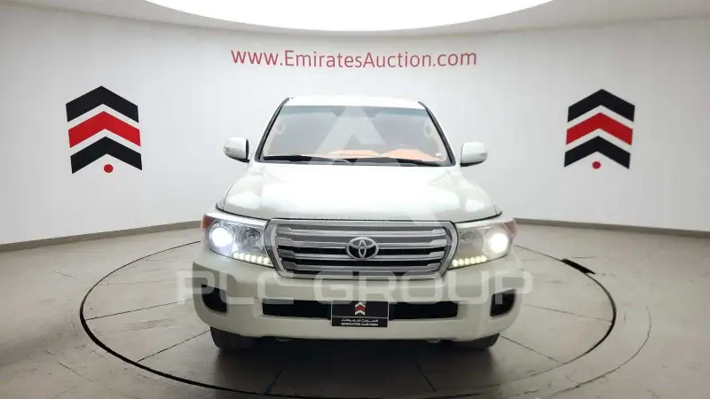 2012 Toyota LAND CRUISER