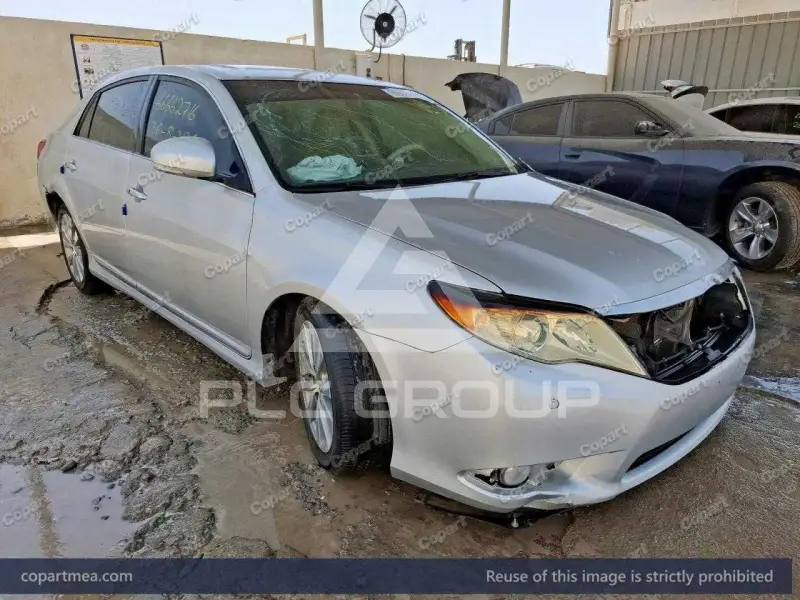 2012 Toyota AVALON