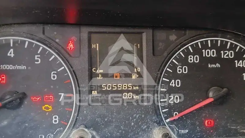 2013 Nissan Urvan