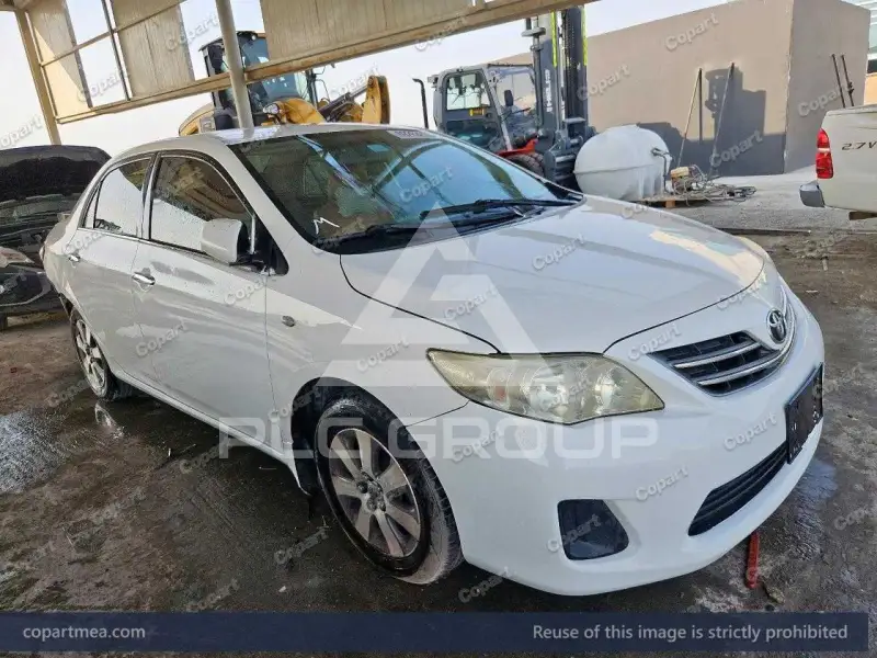 2013 Toyota COROLLA