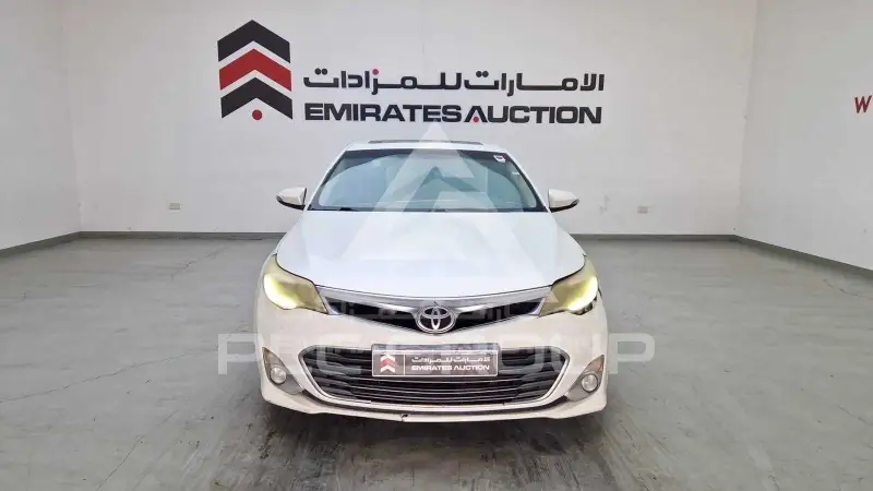 2013 Toyota AVALON