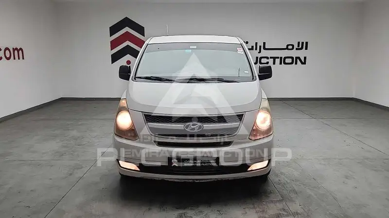 2013 Hyundai H-1