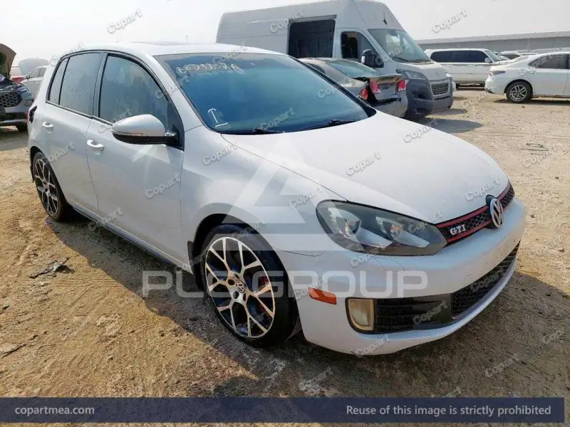 2013 Volkswagen GOLF
